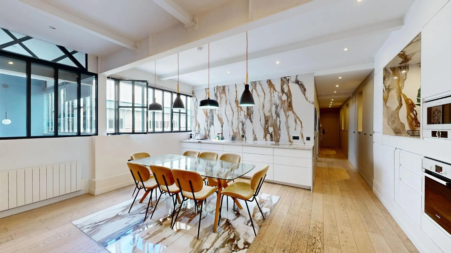 178 Cesar - Superb In * Paris